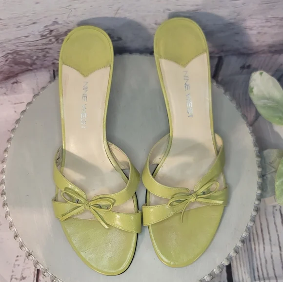 Nine West Mary Knoll Women's Sage Lime Green Slip-on Sandals Size 8M - Picture 10 of 10